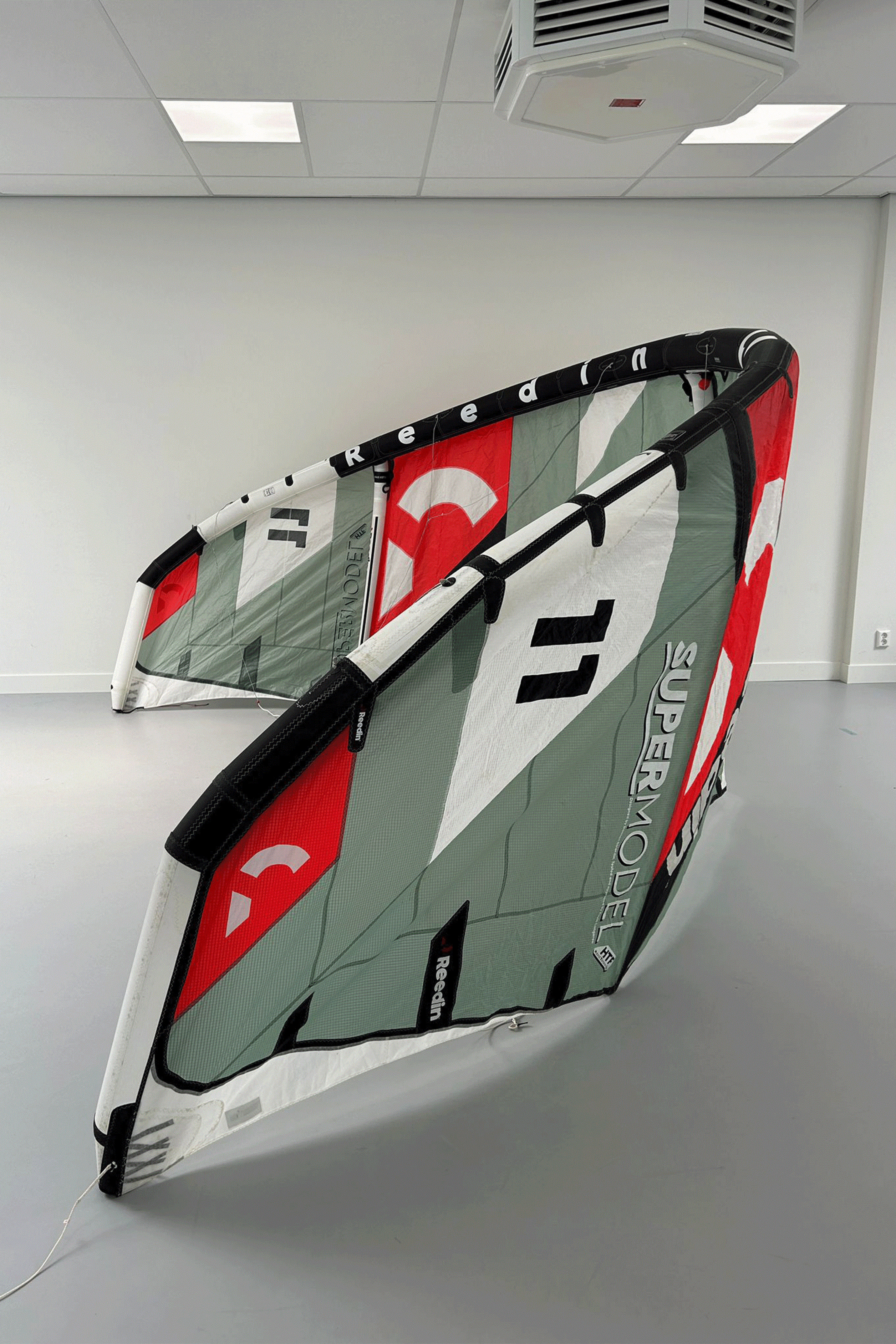 Reedin Kiteboarding-Super Model HTF 2023 Kite (2nd)